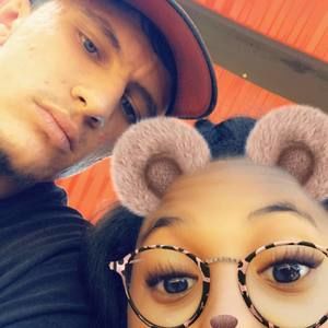 Meet your Posher, Savannah